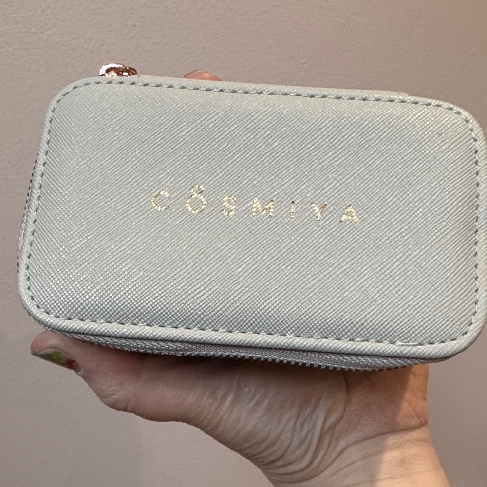 Cosmiya Jewelry Organizer - Picture 5 of 7